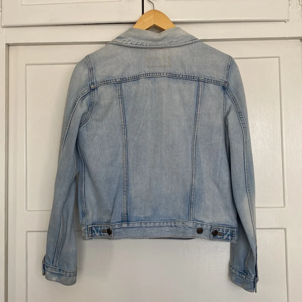 Levi’s Denim Jacket - Picture 4 of 4
